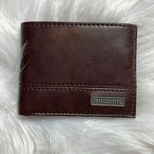 Mens Dockers RFID-Blocking Extra Capacity Passcase Wallet